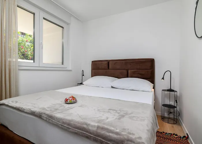 Graz By Interhome Διαμέρισμα Ρόβινι