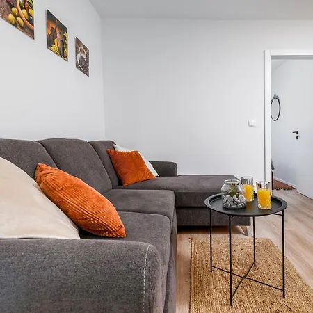 Apartment Graz By Interhome